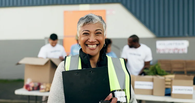 woman volunteer